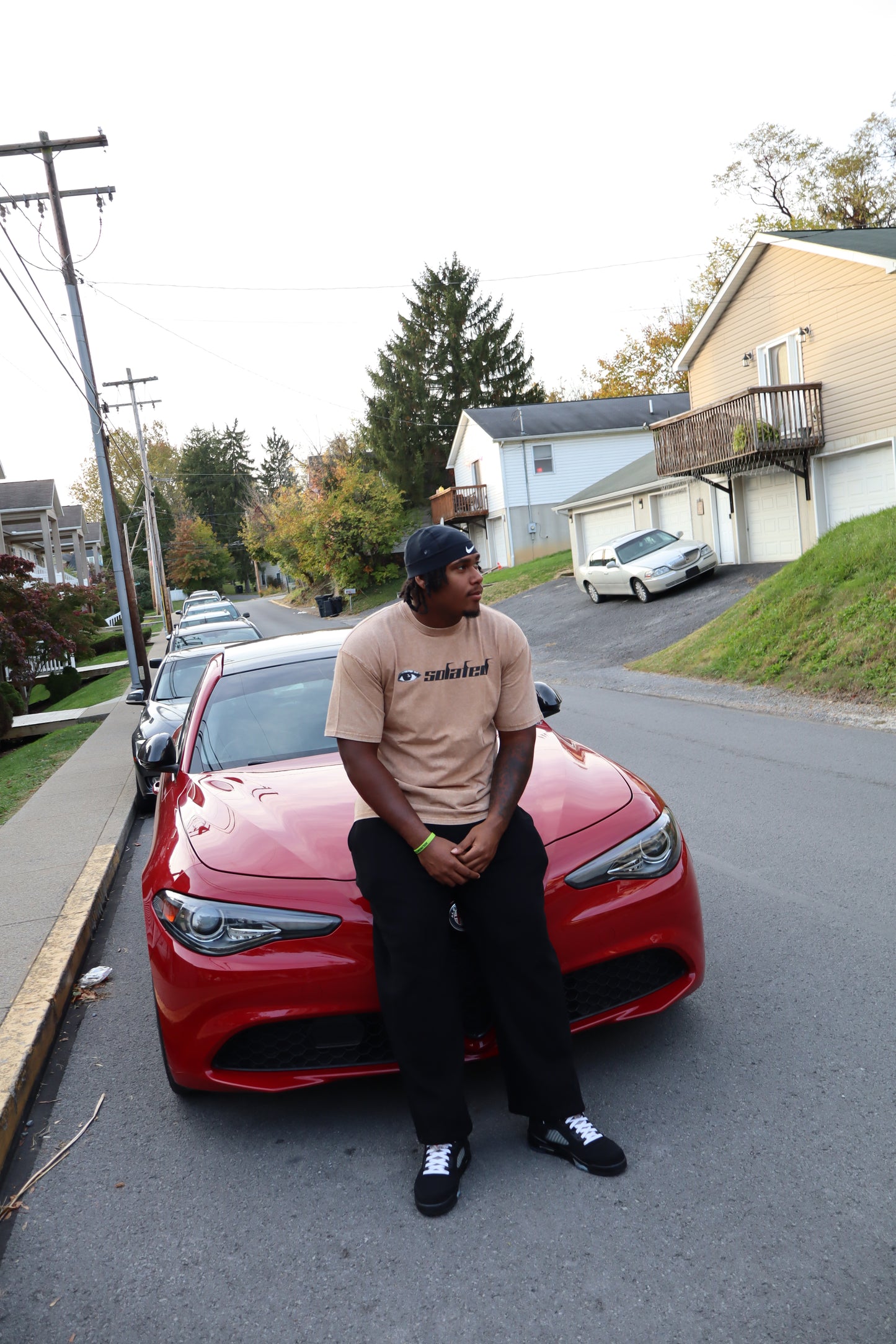 👁️SOLATED TAN TSHIRT