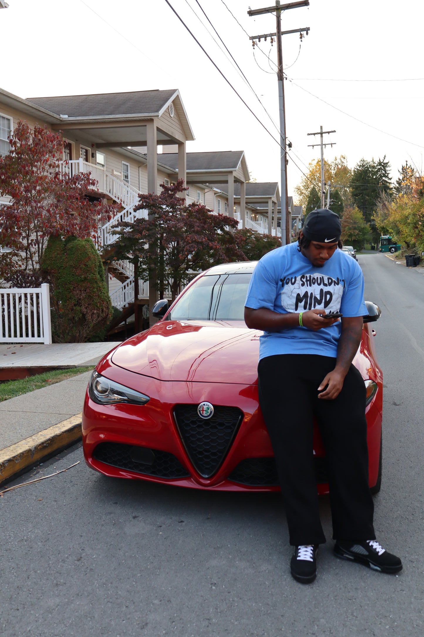 YOU SHOULDNT MIND MOVING THINGS OUT THE WAY BLUE TSHIRT